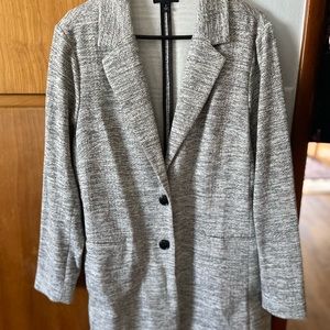 Torrid long line black and white textured blazer sz 1
